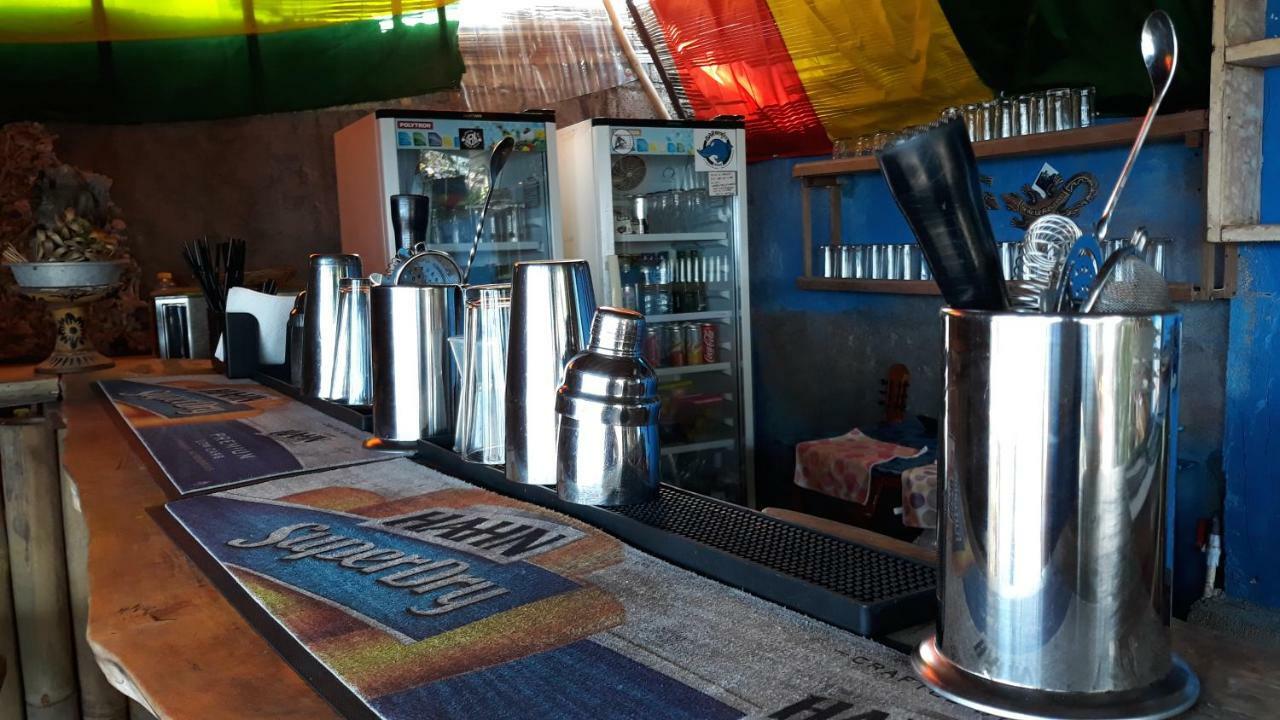 Barracuda Beach Hostel Amed Esterno foto